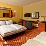 Sauerlacher Post Hotel 3*