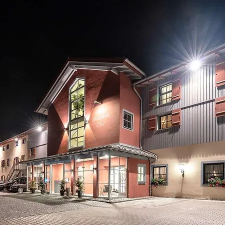 Sauerlacher Post Hotel 3*